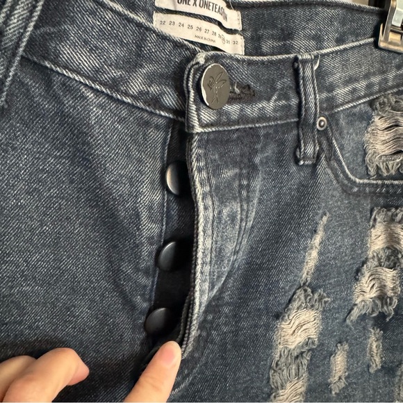 One Teaspoon High Waisted Bonita Shorts Black Denim - Women’s 30 - Picture 9 of 12